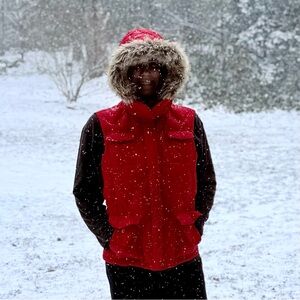 Lands' End M Red Puffer Vest, Convertible Hood w/ Faux Fur Trim, 9 Pockets!